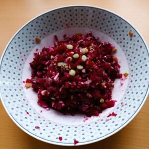 Rote Bete Tatar mit Sardellen