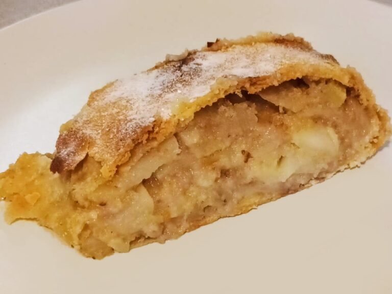 Apfelstrudel