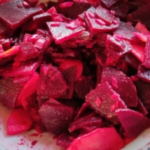 Rote-Bete-Salat mit Apfel und Meerrettich