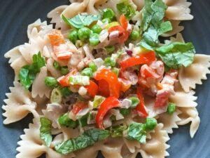 leichte Erbsen-Paprika-Pasta