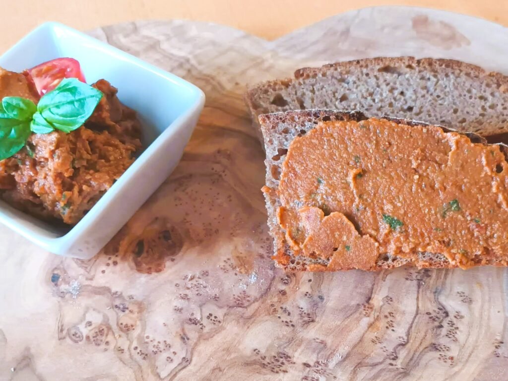 Veganer Linsen-Tomaten-Aufstrich