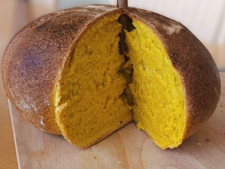 Kürbis-Milchbrot mit Sauerteig