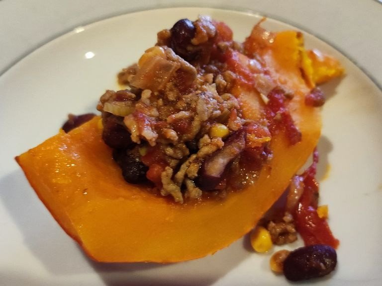 Gefüllter Kürbis mit Hackfleisch