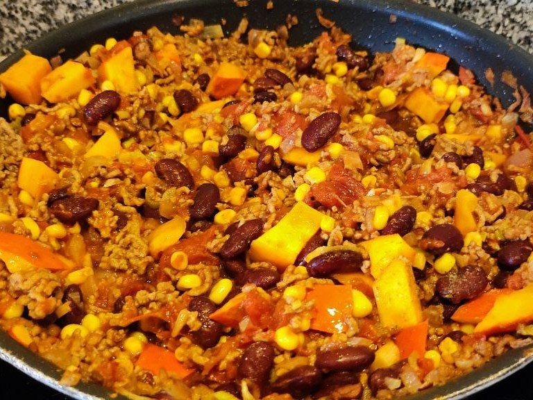 Gefüllter Kürbis mit Hackfleisch