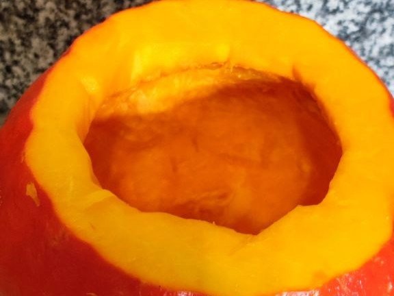 Gefüllter Kürbis mit Hackfleisch