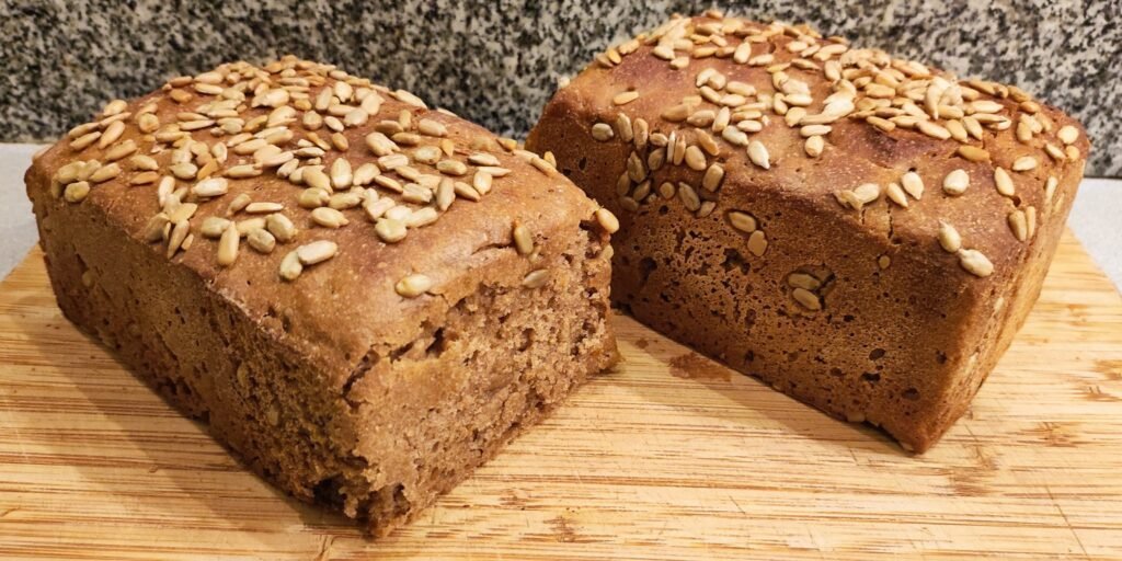Buttermilch-Roggen-Mischbrot mit Sauerteig