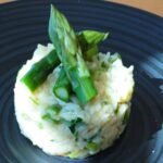 Spargelrisotto mit grünem Spargel