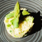 Spargelrisotto mit grünem Spargel