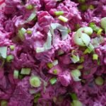 Pinker Nudelsalat mit Rote Bete