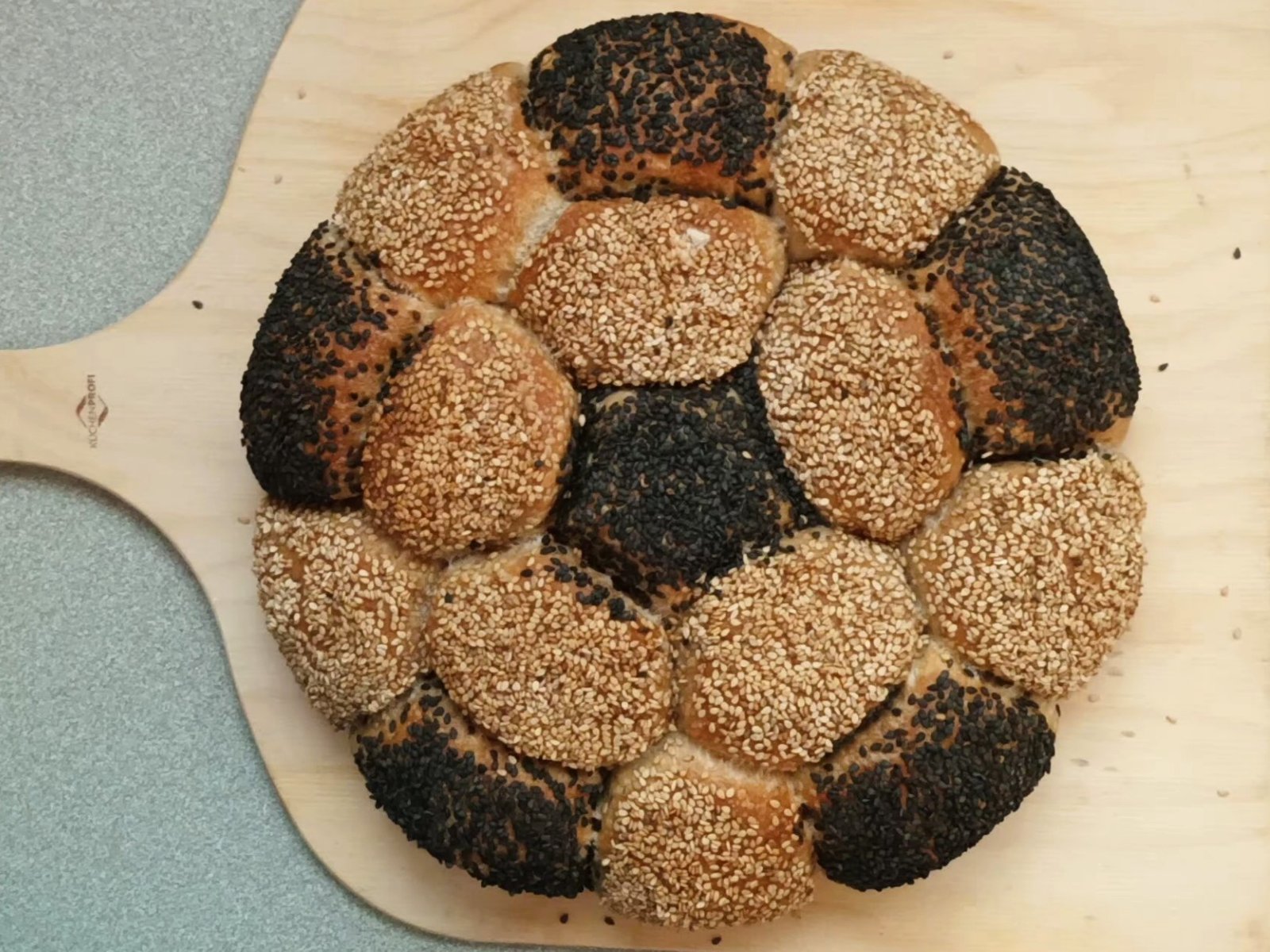 Fußballbrot mit Sauerteig